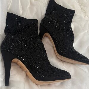 Gorgeous Elegant Black Rhinestone Heeled Boots